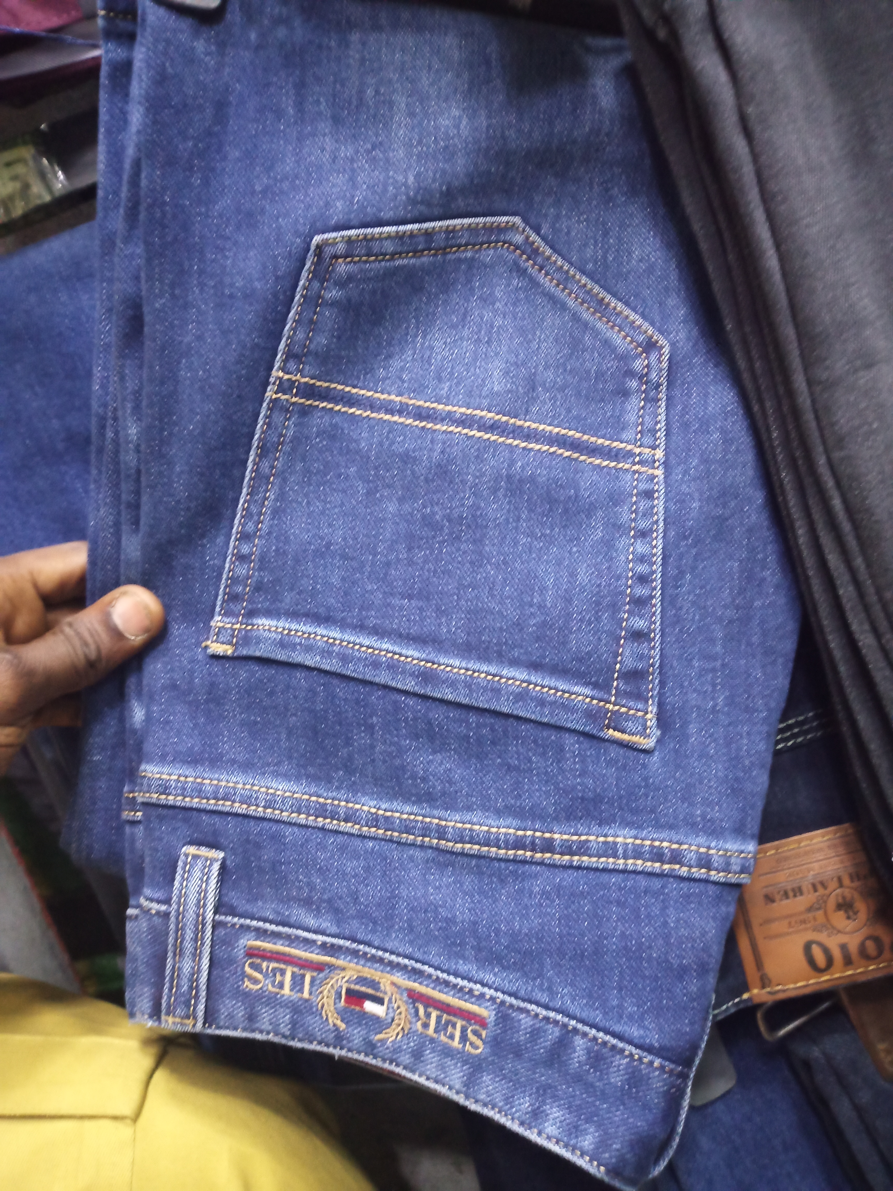Jeans